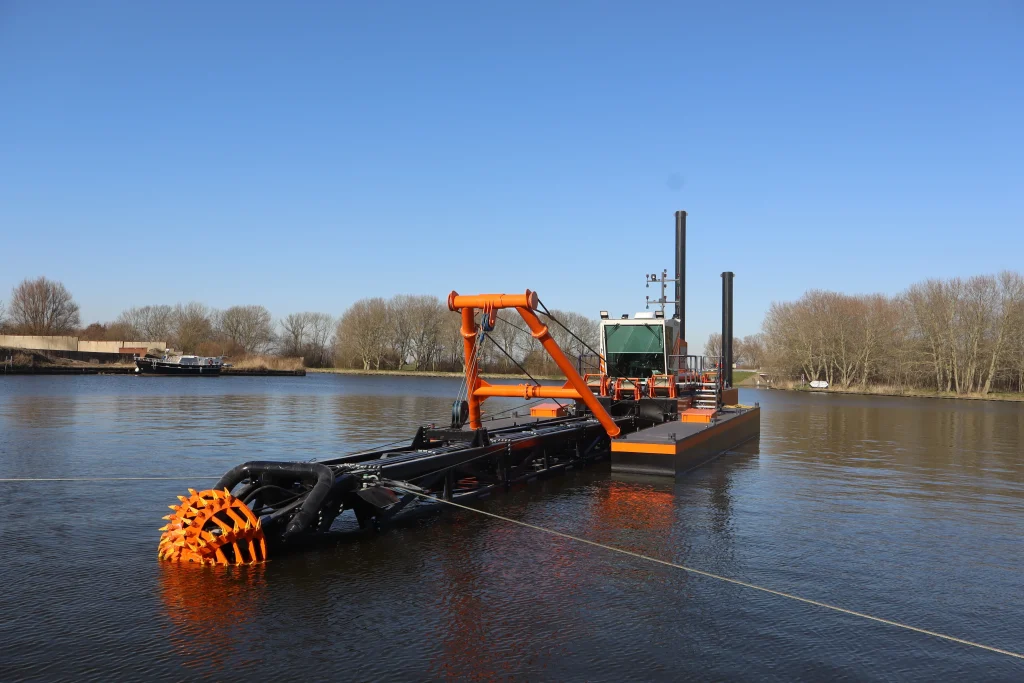 Bell Dredging Pumps Cutter Dredger 300-350