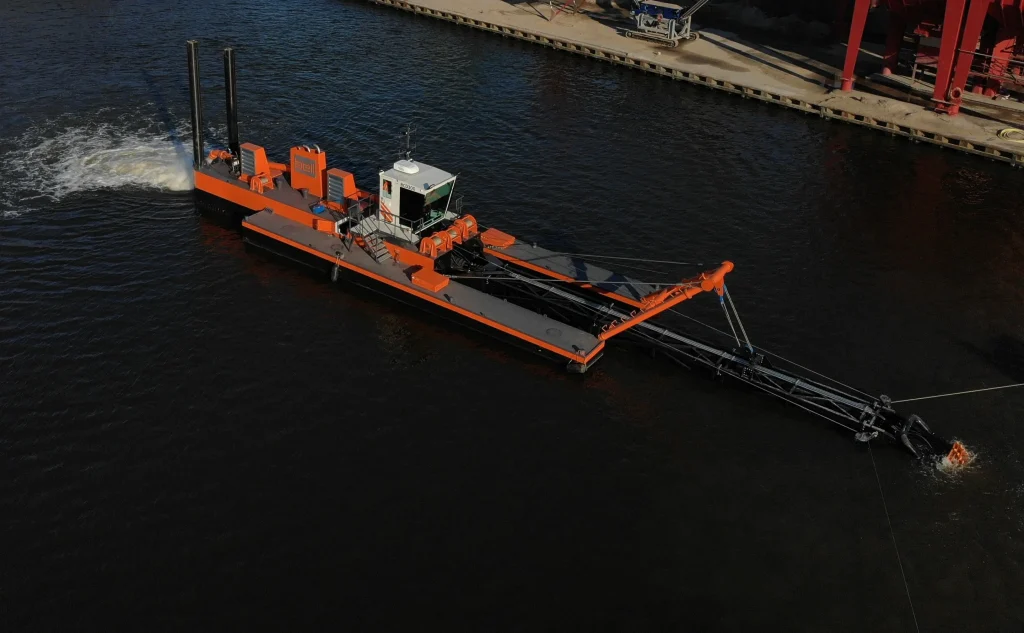 Bell Dredging Bombas Cutter Dredger 300-350 2